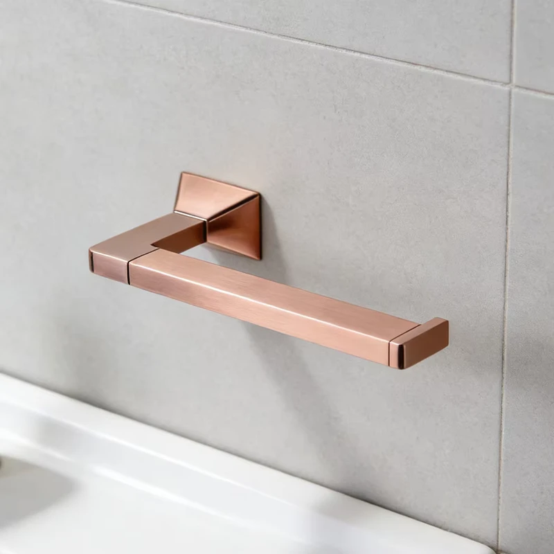 China Loong Modern Luxury European Bathroom Hardware Set Antiqued Carved Brass Accessories Quality Metal Products